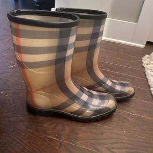 Burberry rain boots